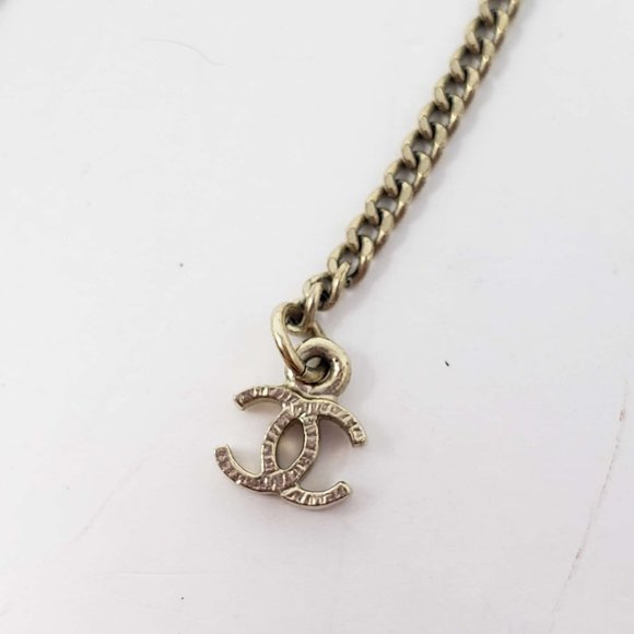 100% Authentic Chanel Necklace with Pearl & Stone - Picture 10 of 11